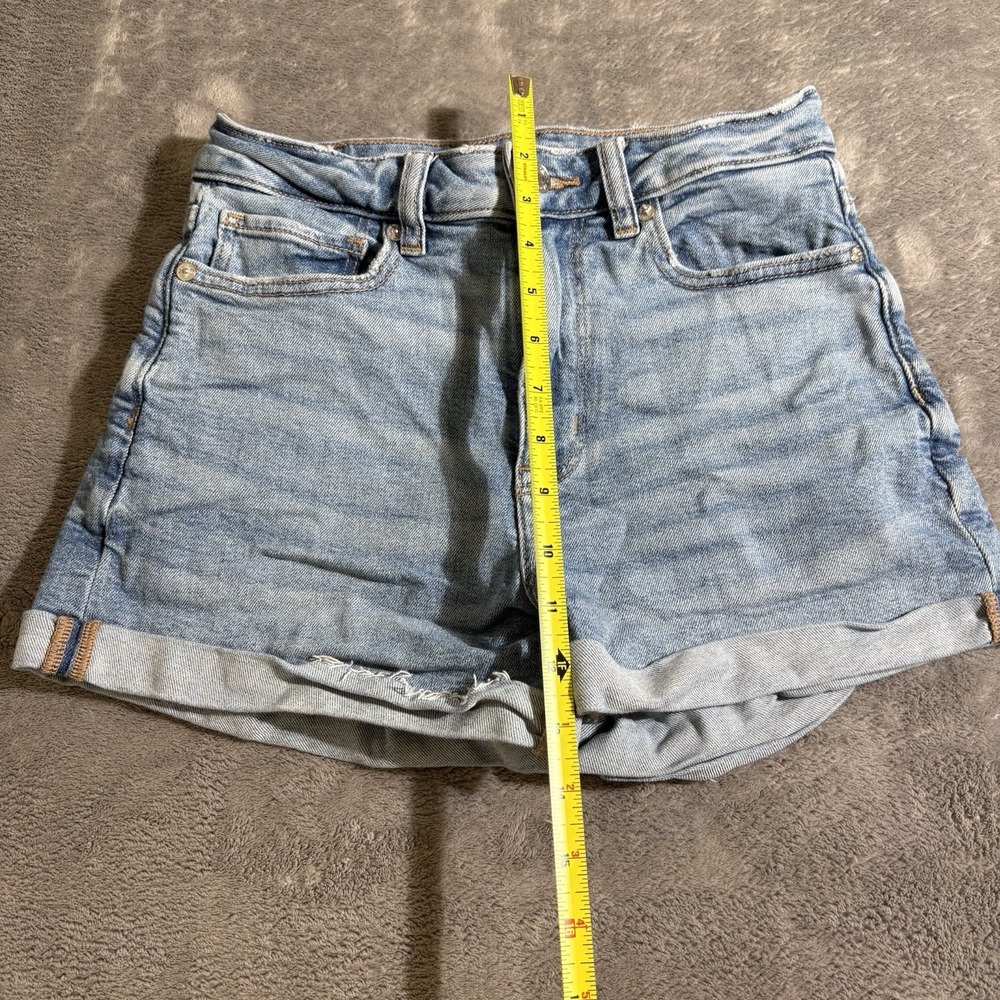 American Eagle Denim Shorts Women Sz 2 Mom Jean Short Retro Blue - Picture 5 of 8